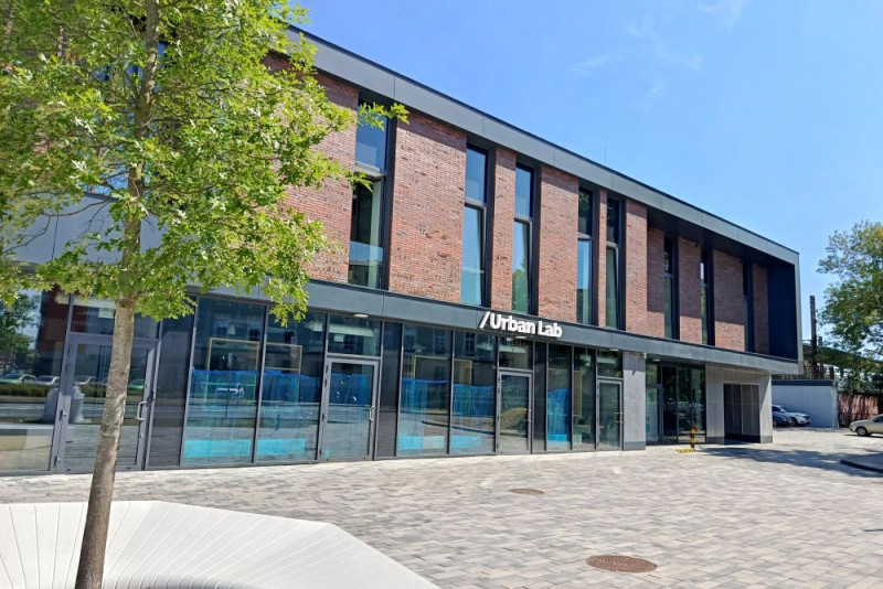 Nowe miejsce spotkań i współpracy w Raciborzu. Urban Lab startuje na dworcu kolejowym